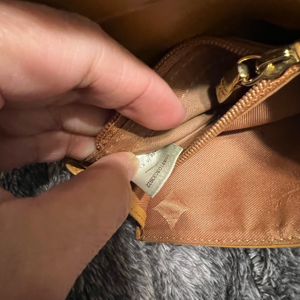 MCM wallet - Picture 8 of 8